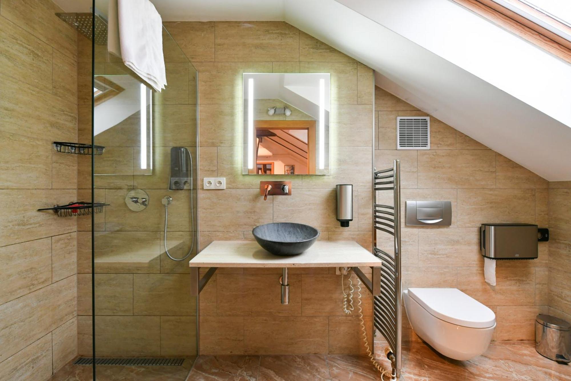Amazing Charles Bridge Apartment Prague